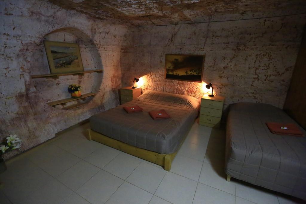 Venushill B+B Coober Pedy Exteriör bild